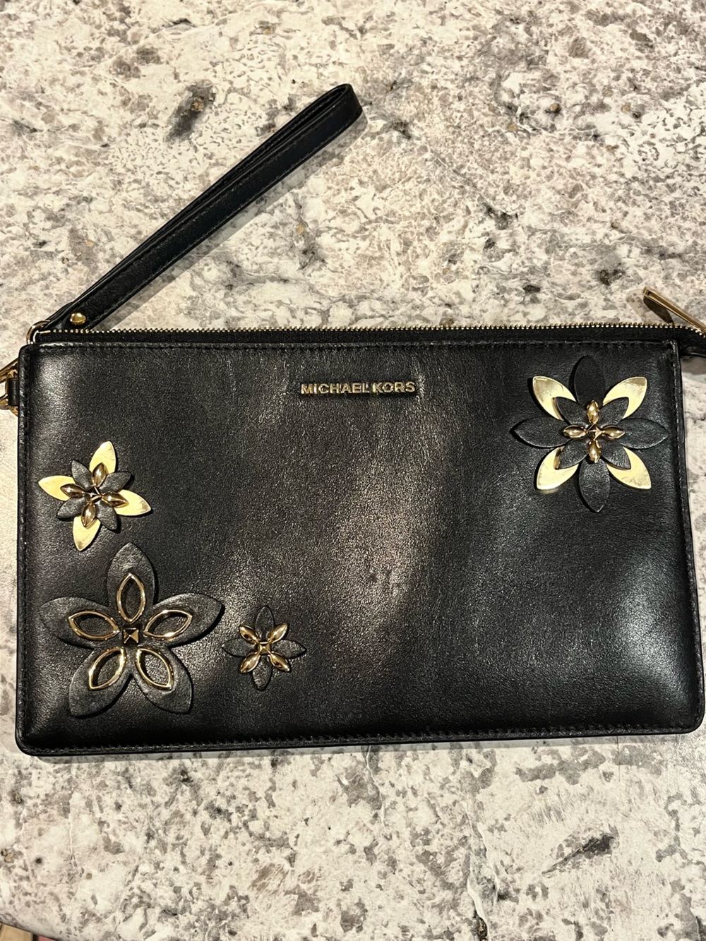 Michael Kors Daniella Large Wristlet